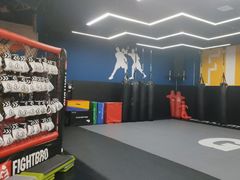 -成杰格斗·拳击·柔术·防身术(建设路店)