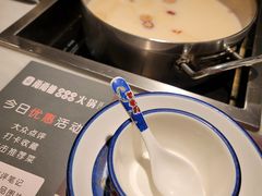 -尚尚仙·酸汤猪手·猪肚鸡火锅(华联万柳购物中心店)