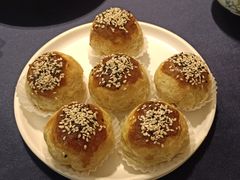 秘制叉烧酥-维园悦谱·海派家常菜(乌鲁木齐南路店)