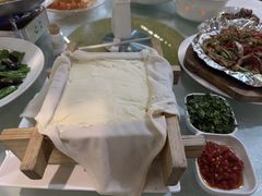 -九尊食上(生态园林酒店)