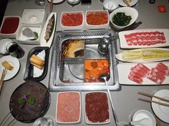 -海底捞火锅(高新万达店)