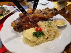 德式烤肘子-申德勒加油站餐厅(三里屯北小街店)