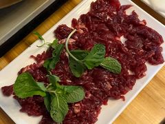 鲜切嫩黄牛肉-贵州人家·酸汤火锅·20年老字号