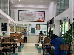 大堂-草桥清真牛肉锅贴扁食店