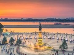 -人民防洪胜利纪念塔