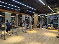 -威克健身游泳(万菱汇店)