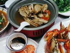 -鑫悦楼煎蟹·16年海鲜大排档