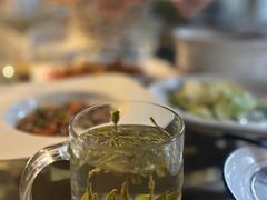 西湖龙井茶-礼耕堂·百年茶人餐厅(梅家坞店)