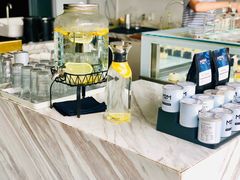 -UNI UNI(环亚凯瑟琳店)