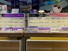 -爱视眸Eyeblling眼镜·依视路·蔡司镜片折扣店(百联南方商城购物中心)