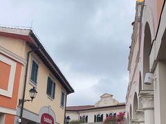 -佛罗伦萨小镇广佛名品奥特莱斯(疏港路店)