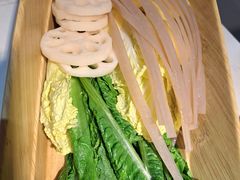 素菜拼盘-蜀滋香鲜鱼美蛙火锅(339店)