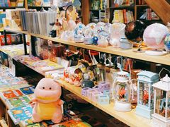 -高才生书店(利津路店)