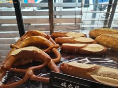 -红跑车蛋糕世界(网巾市店)