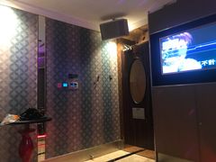 -乐界KTV(虹桥中心店)