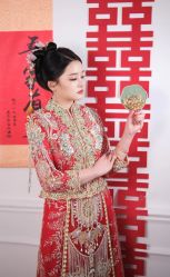 -莫小姐婚纱