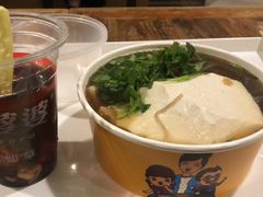 -八婆婆烧仙草(中山路店)