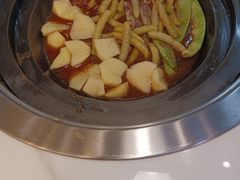 -哈尔滨烧烤·山河村铁锅炖(交大店)