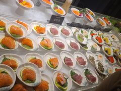 -雍容荟帝王蟹活龙虾展台自助(IFS黑金店)