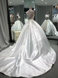 -艾米丽婚纱礼服