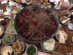 -白乐天毛肚火锅馆(南滨路店)