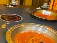 -野山舂·贵州现舂酸汤牛肉(东山店)