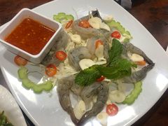 -Dang restaurant (patong phuket)