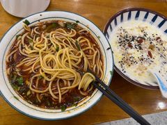 -穆芳阁兰州纯汤牛肉面(西安总店)