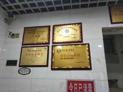 -覃肥叔桂林米粉(粮道街店)