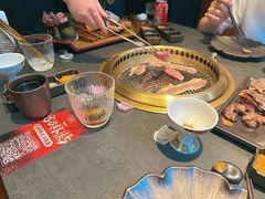 -铭牛烧肉·和牛海鲜自助(高新月牙湖店)