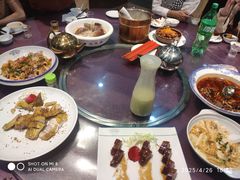 -绿雅居原生态农庄(小涌店)