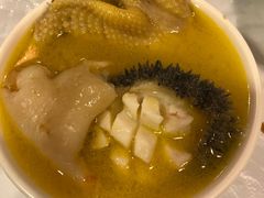 -鲜入围煮花胶鸡海鲜火锅