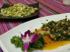 -香巴拉云南餐厅(华莱坞店)