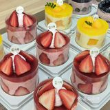 甜蜜草莓季，奶油芝士蛋糕