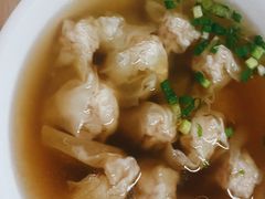 -张阿三馄饨店