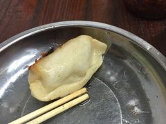 -黄阿姨锅贴大王(万航渡路店)