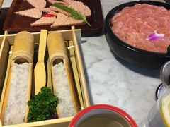 -尚尚仙·酸汤猪手·猪肚鸡火锅(华联万柳购物中心店)