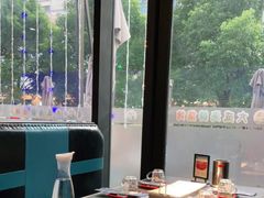 靠窗位-大成海鲜烧烤·小龙虾(七宝店)