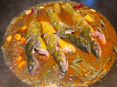 -万里闯关东铁锅炖菜馆(高新旗舰店)