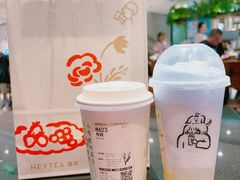 -喜茶(迪士尼小镇·平行宇宙店)