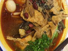 -丽丽三鲜螺蛳粉(田林路店)