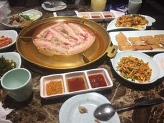 -猪啊牛呀羊啊铜盘烤肉(正大广场店)