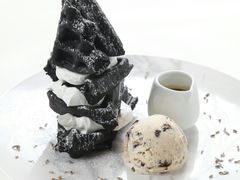 竹炭窩夫&nbsp;-发记甜品(豉油街店)