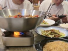 -老唐三下锅 ·张家界地标美食(溪布街店)