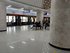 -螃蟹岬(地铁站)