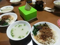 -酱壹老三饵丝(南宁南路店)
