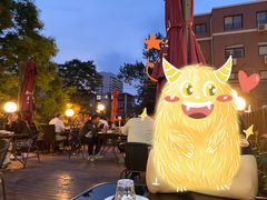 景观位-金谷园饺子·烧烤(人大总店)