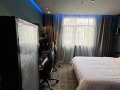 -粤塔X趣影电竞酒店(天河广场车陂地铁站店)