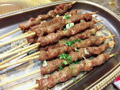 羊肉串-沪小二炭火蛙锅(淮海中路美食不夜城店)