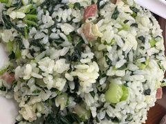 -胡子饮食店